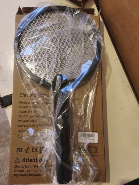 UV lampa na hubení komárů a much