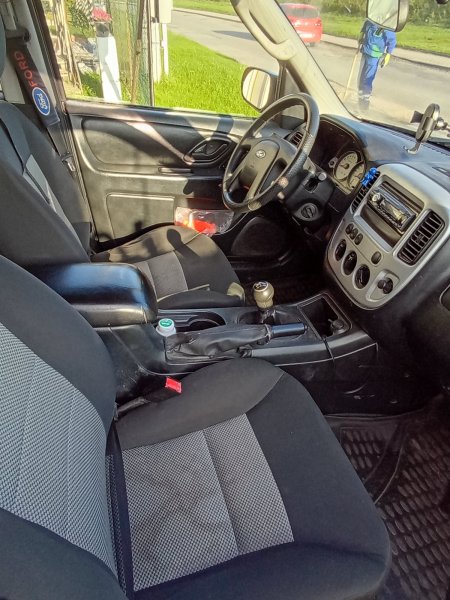 Ford Maverick 2.3i, 16V