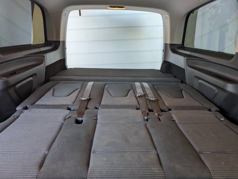 Mercedes-Benz Vito 124 CDI 4x4 Paket Spánek