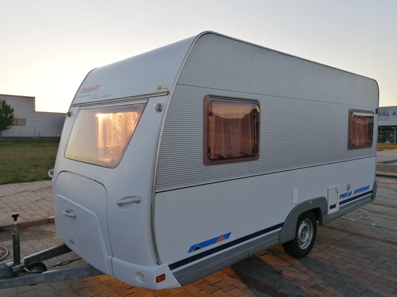 Karavan Dethleffs 430+ Markýza