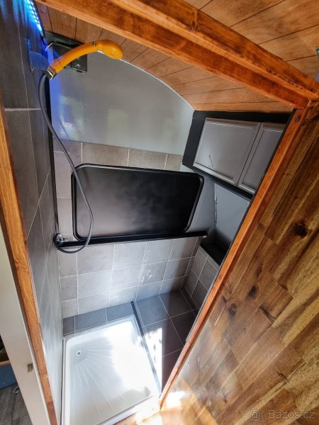 Karavan / obytný přívěs / Renovovaný / Brzděný