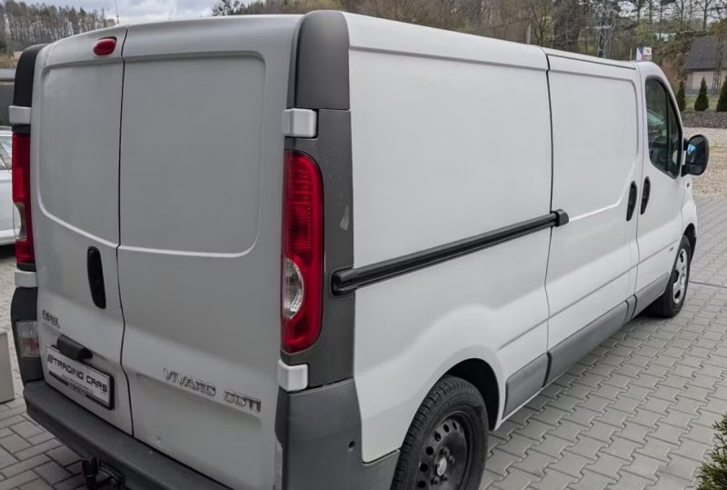 Opel Vivaro 2,0 CDTI LONG SPACÍ PŘESTAVBA
