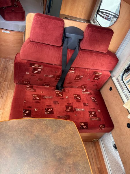 OBYTNÉ AUTO CHAUSSON ALTEO ZIMNÍ VERZE - pouze 35 000km 