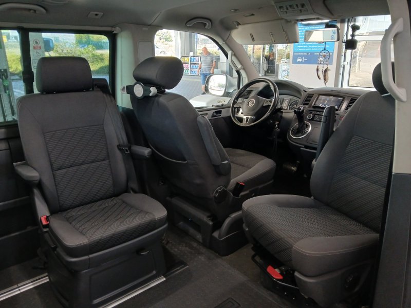 Volkswagen Multivan, 5.1, DSG, 4x4, po GO TOP STAV!