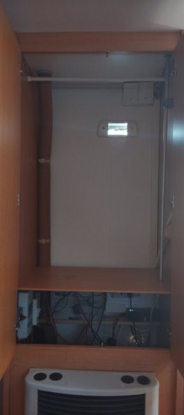 Knaus Südwind 550 FSK - 3 palandy, mover, solár, předstan