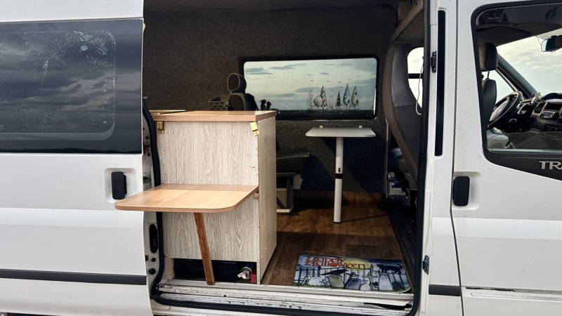 Ford transit Mk7 L2H2 rok 2007-  81kw