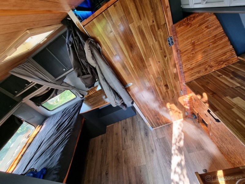 Karavan / obytný přívěs / Renovovaný / Brzděný