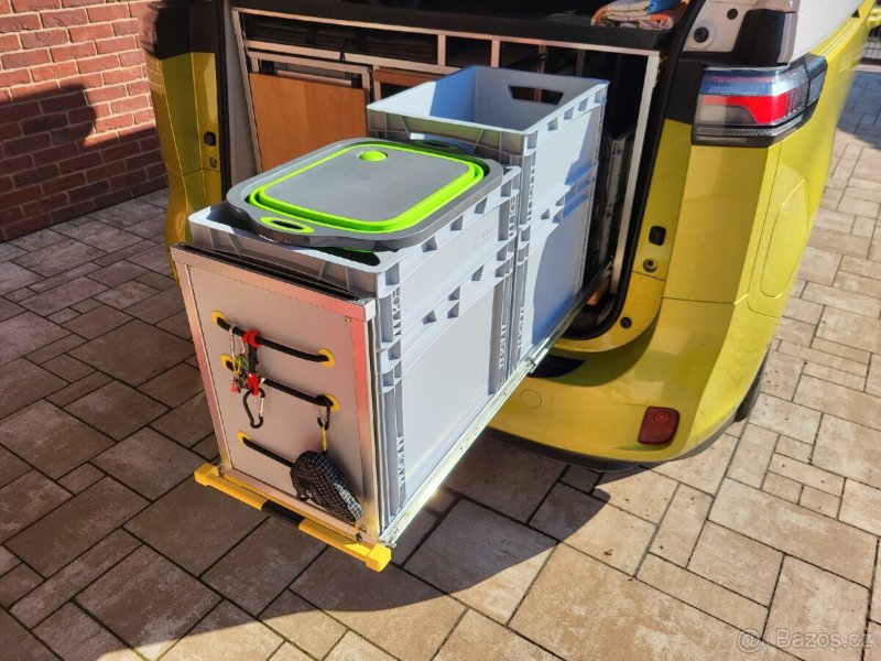 Vestavba campervan kompletní – Dometic, EcoFlow, nepoužitá 