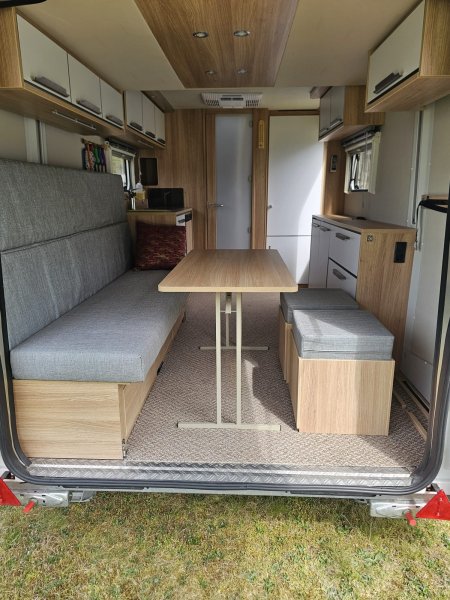 KNAUS DESEO 400 TR