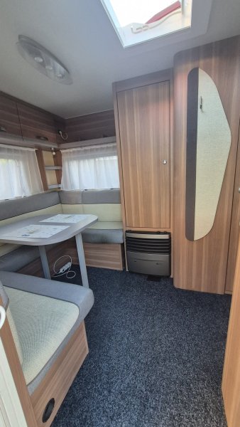 Prodám karavan WEINSBERG  KWE/4