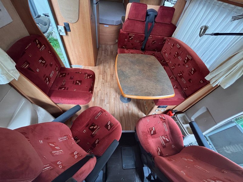 OBYTNÉ AUTO CHAUSSON ALTEO ZIMNÍ VERZE - pouze 35 000km 