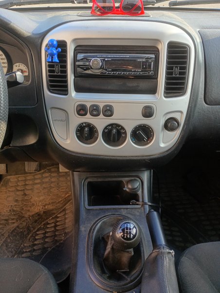 Ford Maverick 2.3i, 16V