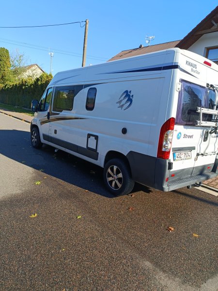 Knaus boxtar 74 tis. Km