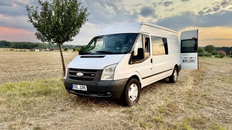 Ford transit Mk7 L2H2 rok 2007-  81kw