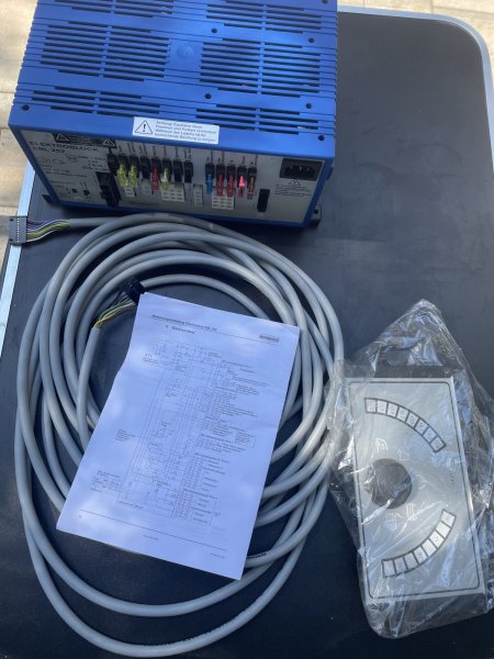 Energoblok Schaudt EBL 252, ovládací panel LT 315 a propojovací kabel