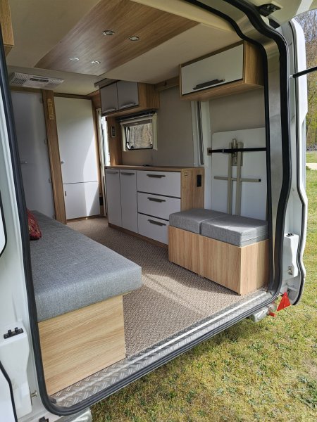 KNAUS DESEO 400 TR