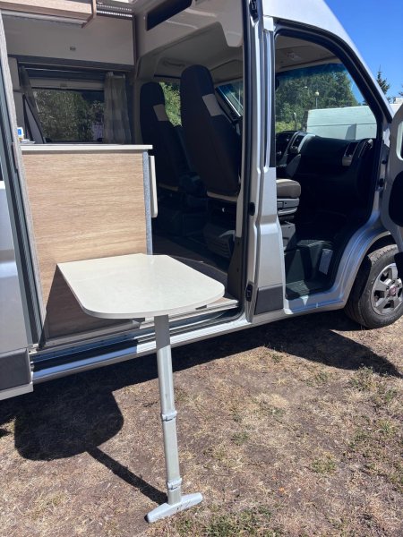 OBYTNÁ DODÁVKA/OBYTNÉ AUTO - ORIGINÁLNÍ VESTAVBA - KRÁSNÁ