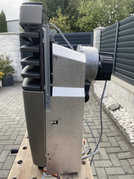 NOVÉ nepoužité topení Truma S 3004 + komplet příslušenství (rozfuk, kryt, odkouření)