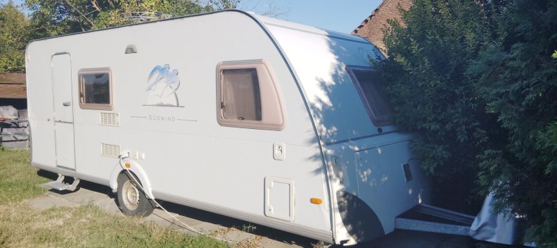 Knaus Südwind 550 FSK - 3 palandy, mover, solár, předstan