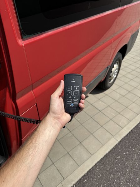 Citroen Jumper 2.2 HDI 2007 – camper, motorka i stěhovák s rampou, 4 místný