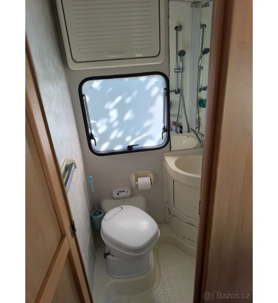 Bez investic, ZIMNÍ, odpočet DPH, 6 osob, M1, fotovoltaika, NEKUŘÁCKÝ