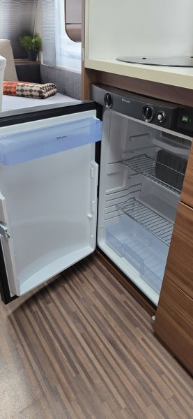 Adria Adora Supreme 472 LU | ALDE | mover | SUCHÝ karavan