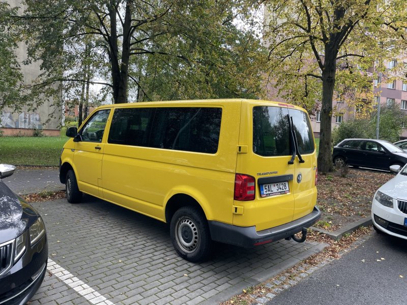 VW Transporter T6 LONG 2.0 TDI 110 kW – CAMPER / 9 míst / TOPENÍ
