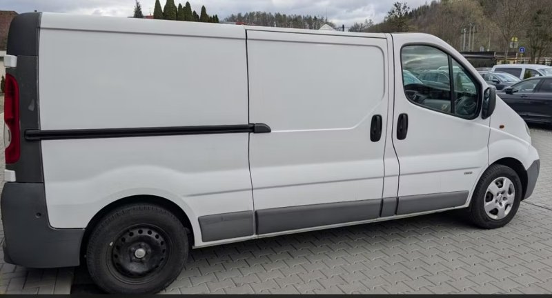 Opel Vivaro 2,0 CDTI LONG SPACÍ PŘESTAVBA