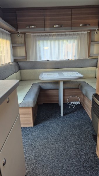Prodám karavan WEINSBERG  KWE/4