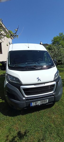 Prodám obytné auto Peugeot Boxer r.v. 2017