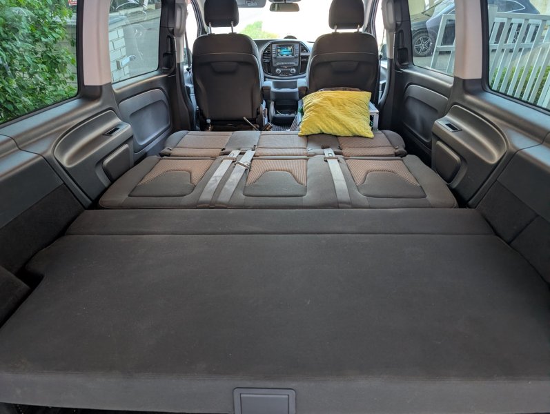 Mercedes-Benz Vito 124 CDI 4x4 Paket Spánek