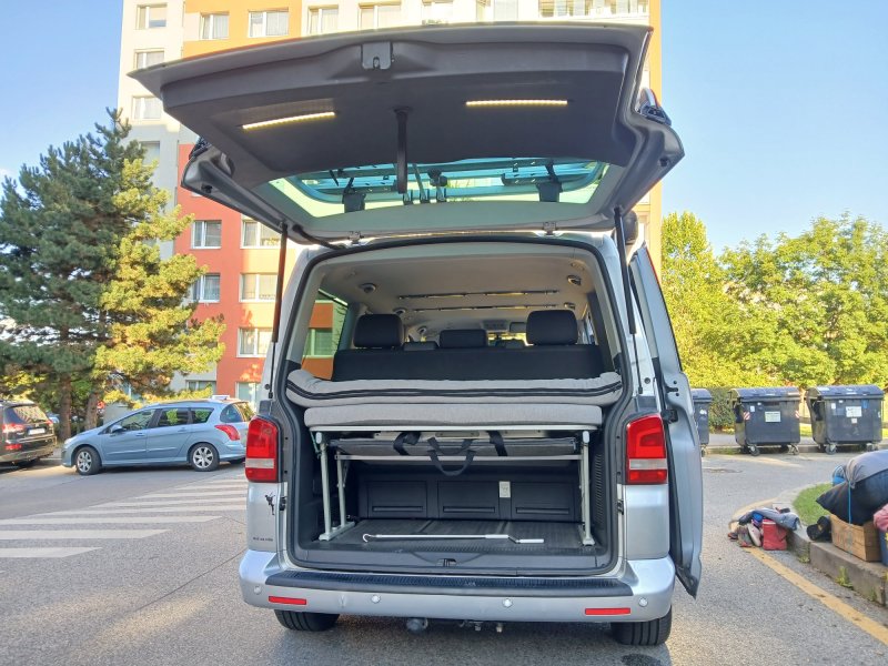 Volkswagen Multivan, 5.1, DSG, 4x4, po GO TOP STAV!
