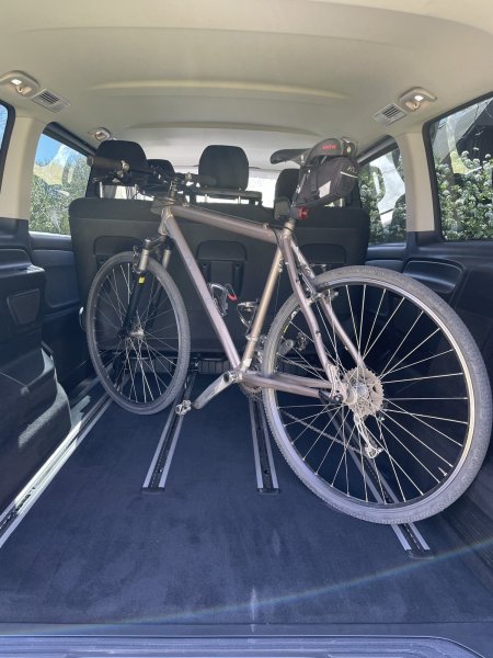Mercedes-Benz Vito 124 CDI 4x4 Paket Spánek