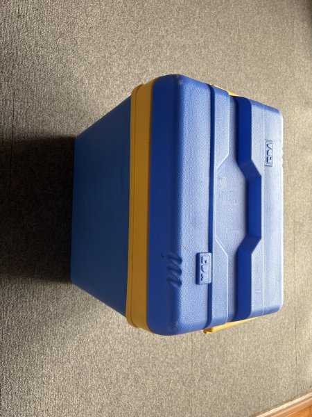 Nový cestovní box 24L