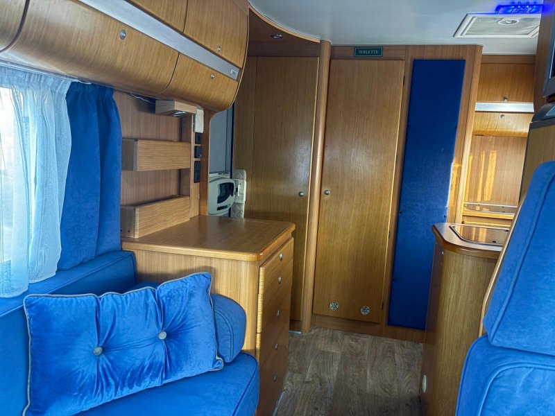 MOBILVETTA ORSA BLUE-LINE - KRÁSNÉ KVALITNÍ KOMPAKTNÍ AUTO