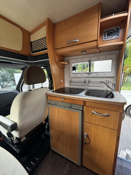 POLOINTEGROVANÉ OBYTNÉ AUTO CHAUSSON - MOC HEZKÉ - TAŽNÉ 