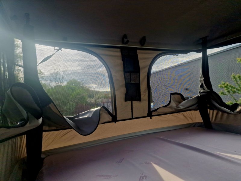 James Baroud Evasion XXL Roof Tent