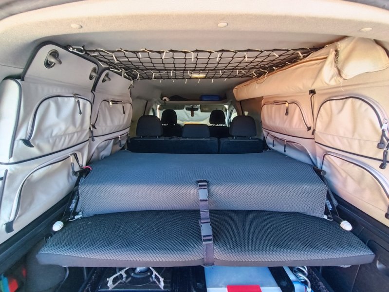 Volkswagen Caddy Maxi Camper OFF-GRID | 1. majitel | 2017 | 154 000 km | připraven na cestování bez dalších investic