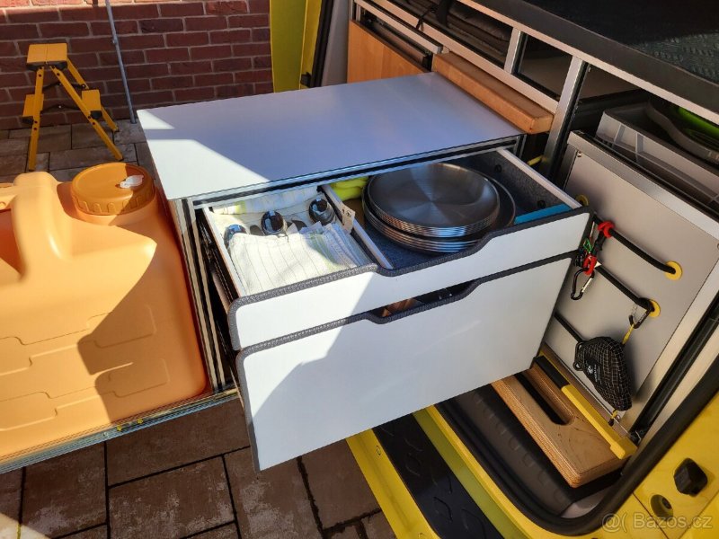 Vestavba campervan kompletní – Dometic, EcoFlow, nepoužitá 