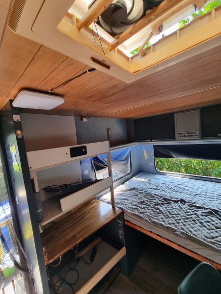 Karavan / obytný přívěs / Renovovaný / Brzděný
