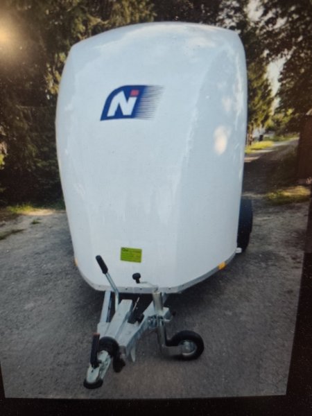 Přívěs pro obytné auto, auto, či tríkolku
