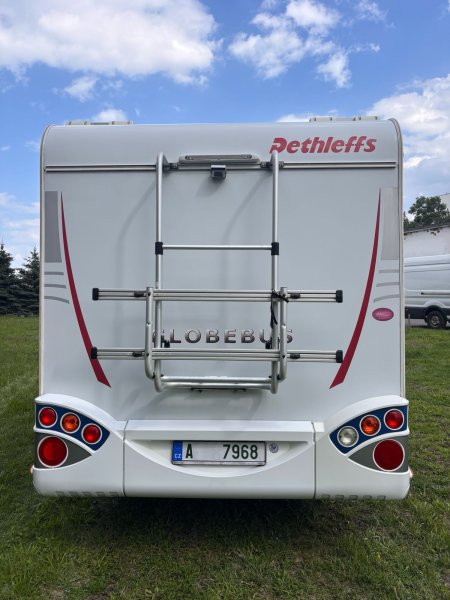 POLOINTEGROVANÝ OBYTNÝ AUTOMOBIL DETHLEFFS GLOBETROTTER T1 