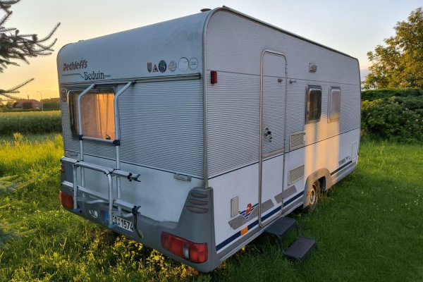 Karavan pro 4 osoby