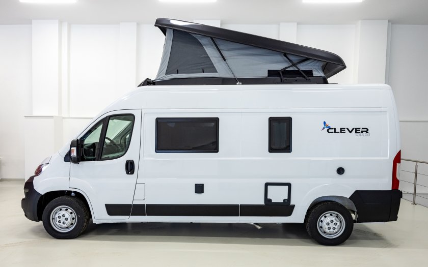 Clever Vans Celebration se zvedací střechou